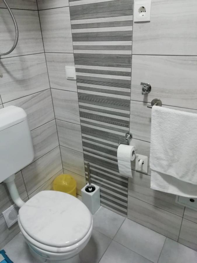 Apartment Zara ドラマリ エクステリア 写真